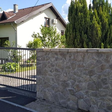 Apartman "Em" Біхач Екстер'єр фото