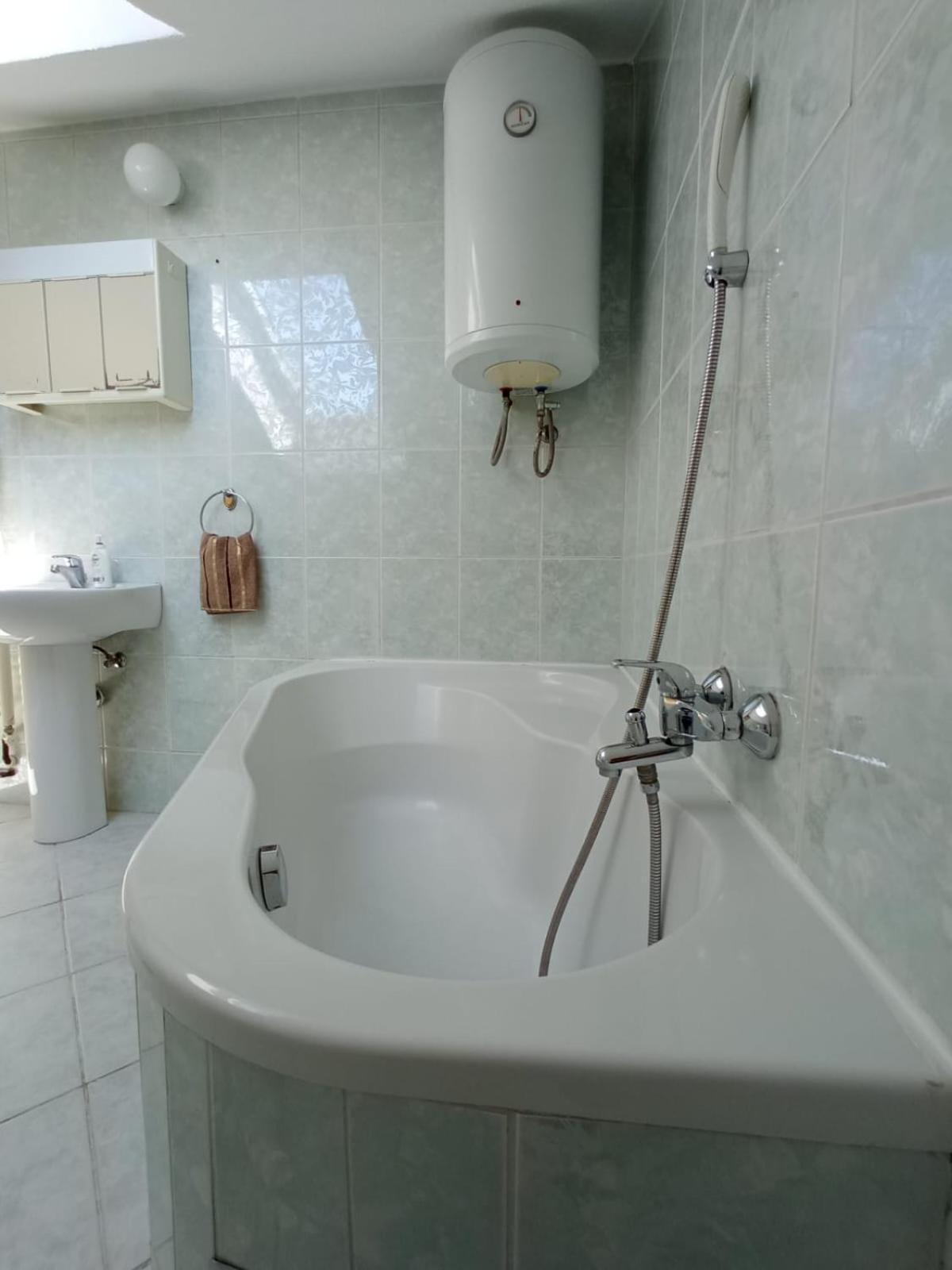 Apartman "Em" Біхач Екстер'єр фото